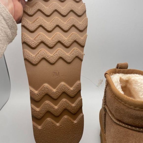 CUSHIONAIRE Women's COZY Genuine Suede pull on platform boot CHESTNUT 7 - Picture 5 of 6